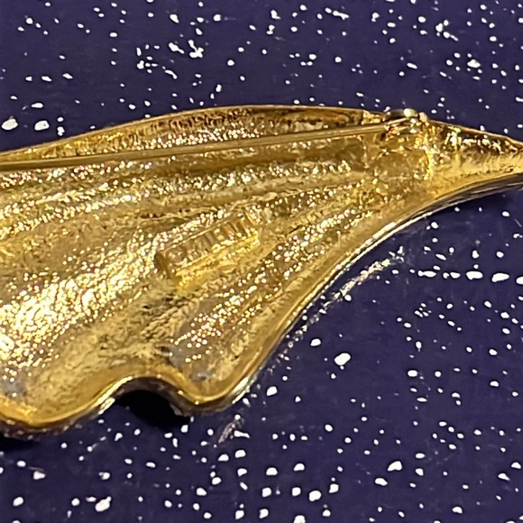 Vintage Stamped Mient Gold Toned Brooch Lapel Pin - Picture 3 of 4